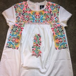 Ampersand Ave White Floral Embroidered Peasant Top